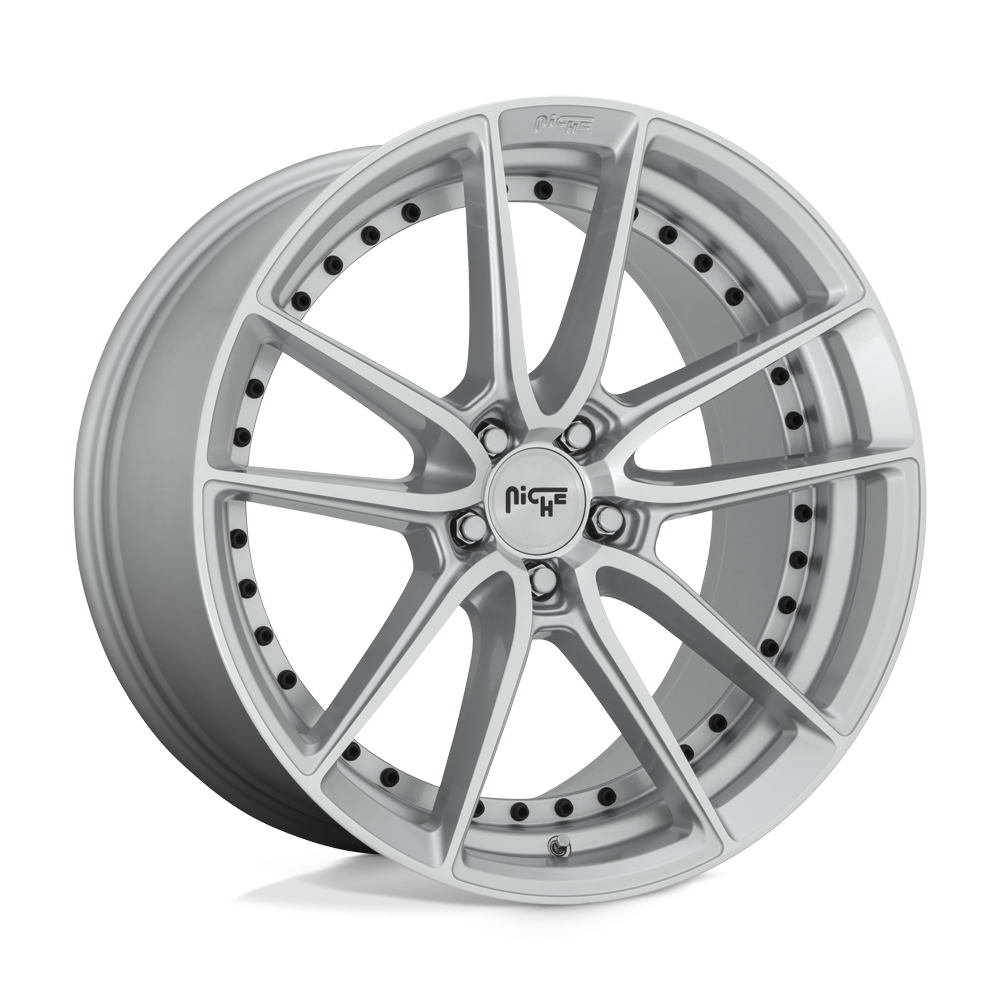 Niche M221 DFS 18x8 Gloss Silver Machined 40mm ET 72.56mm CB 5x114.3